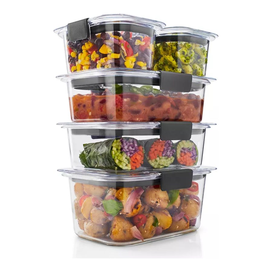 Rubbermaid Brilliance containers stacked with flat lids, the top pick in this guide